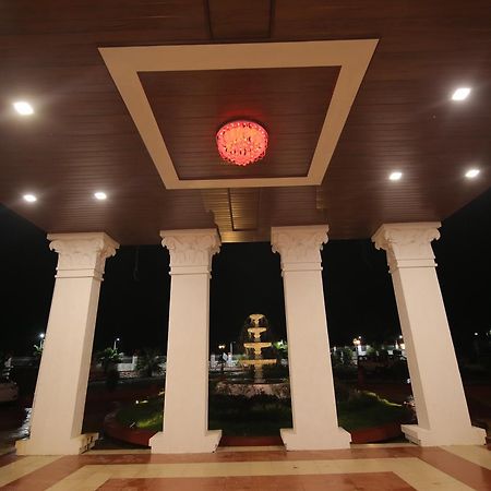 Saubhagya Inn International Lucknow Exterior foto