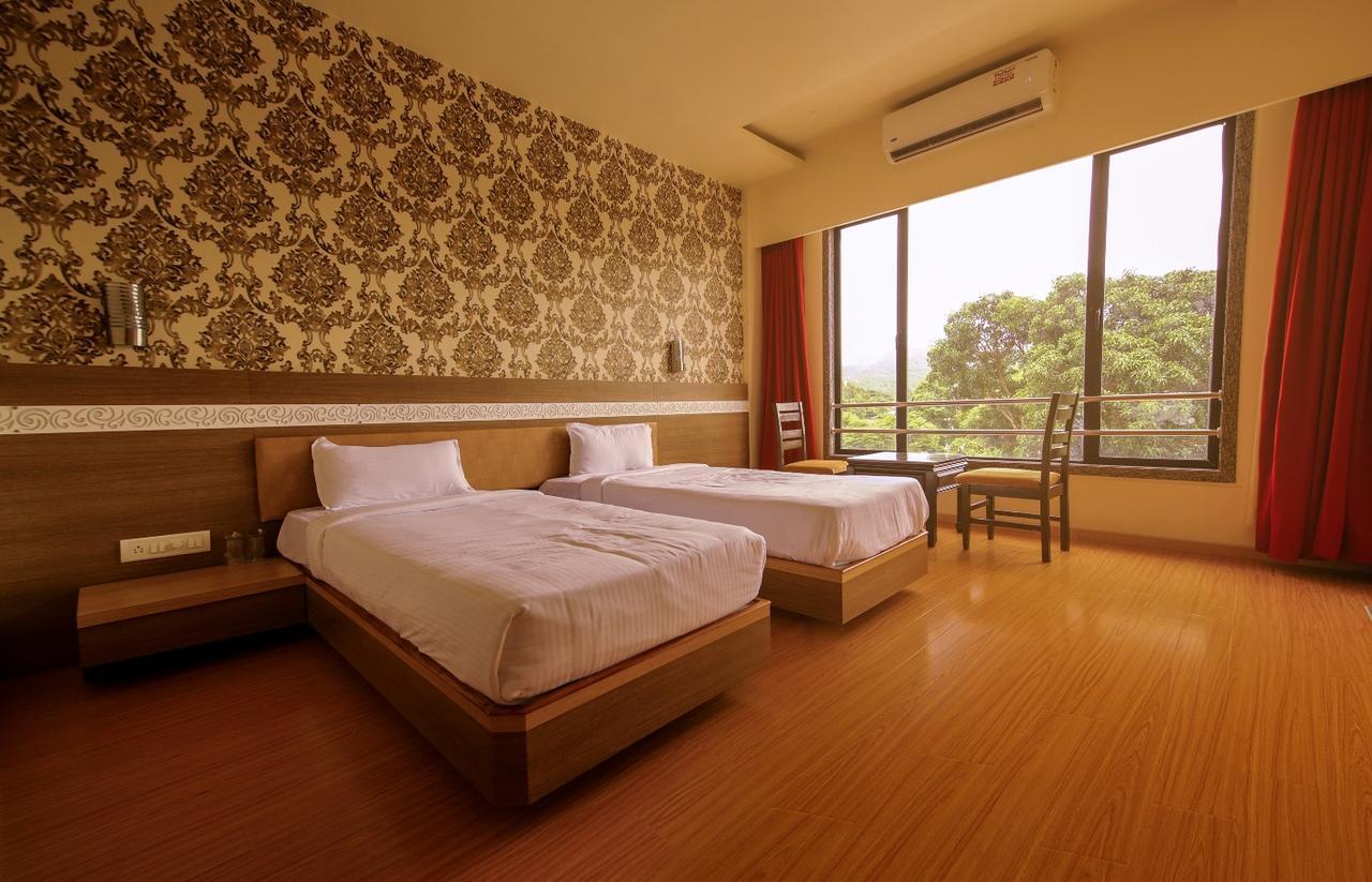 Saubhagya Inn International Lucknow Exterior foto