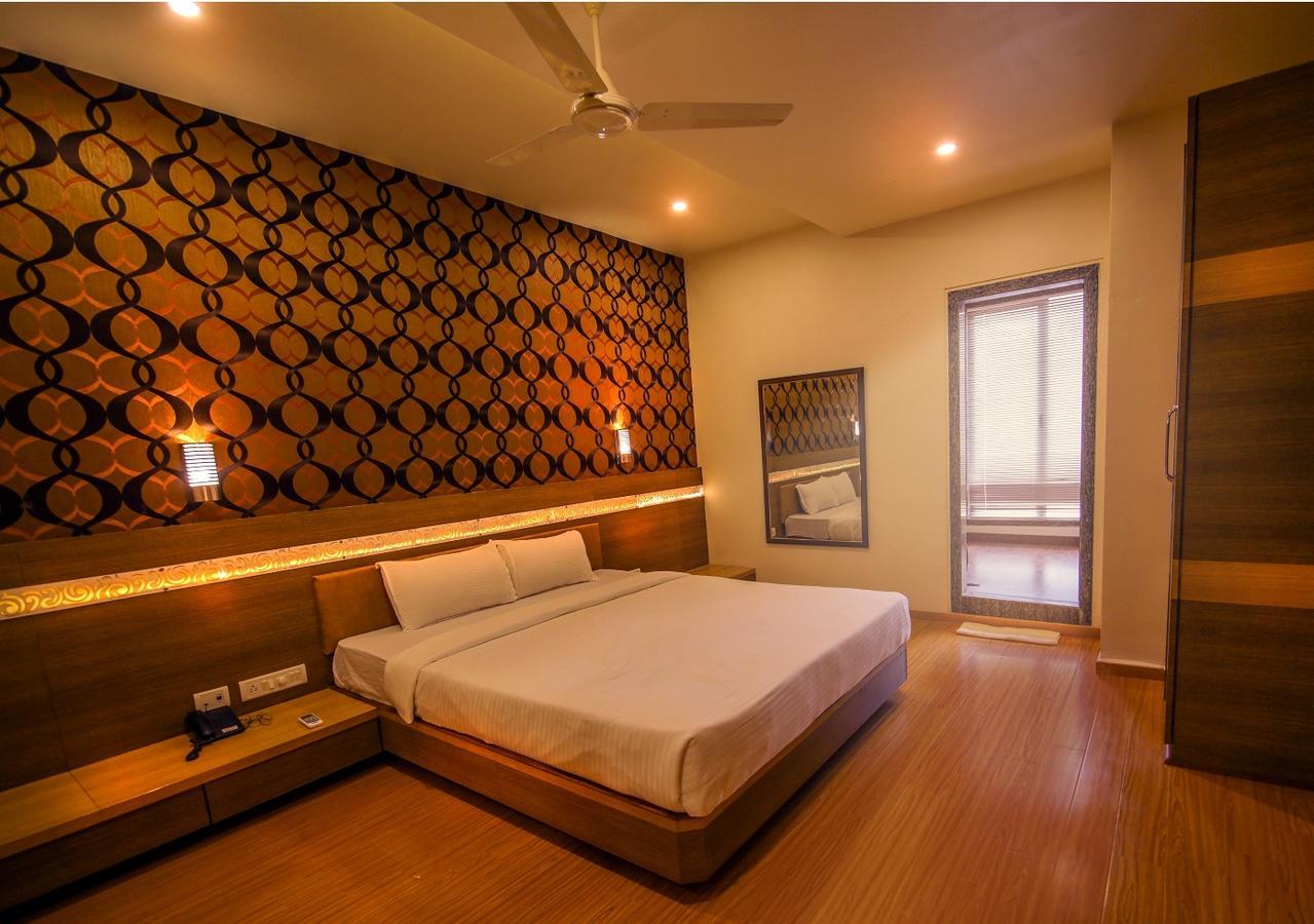 Saubhagya Inn International Lucknow Exterior foto
