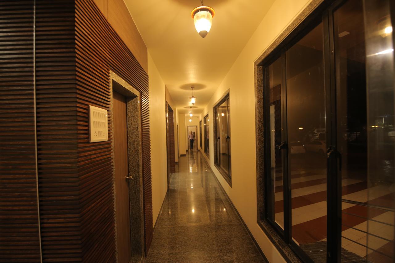 Saubhagya Inn International Lucknow Exterior foto